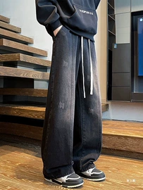 男式休闲裤;男式T恤;男式牛仔裤