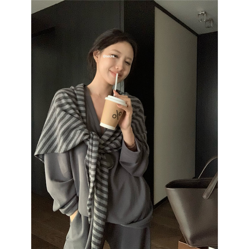 实价现货初秋简约休闲藏蓝色宽松长袖女气质条纹直筒休闲裤小套装|undefined