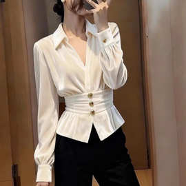 白色丝绒衬衫女秋冬轻奢高级感独特漂亮巨好看掐腰法式小资小上衣