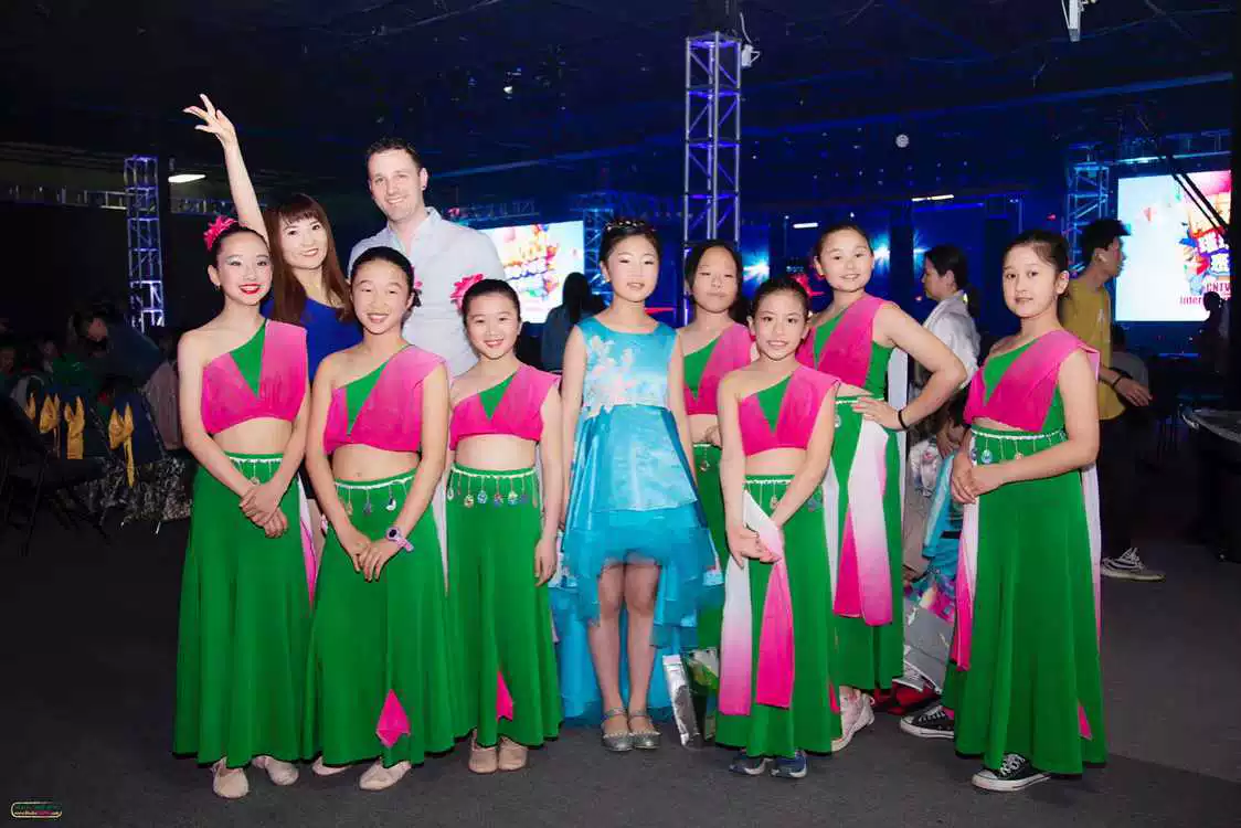 Новые женские групповые танцевальные костюмы Dai Xiaobushao, костюмы для танцев павлина, народные танцевальные костюмы, танец Dai