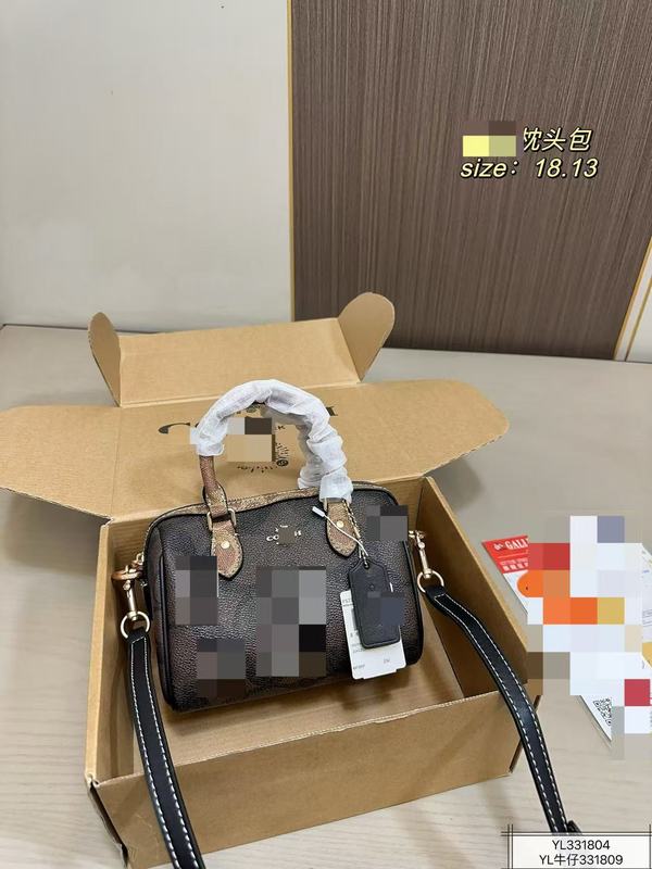 24新款c家经典波士顿包男女同款女士单肩斜挎手拎枕头包时尚百搭|undefined