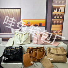 �羳���l2025�¿�б������s�r�аٴ�ˮͰ�������������Ů���p��