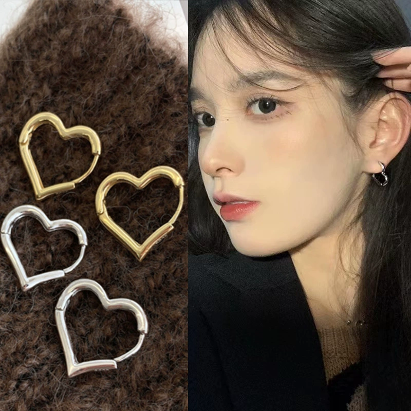 Полые серьги в форме сердца, женские темпераментные серьги в форме сердца, легкие Роскошные нишевые серьги в холодном стиле, универсальные серьги