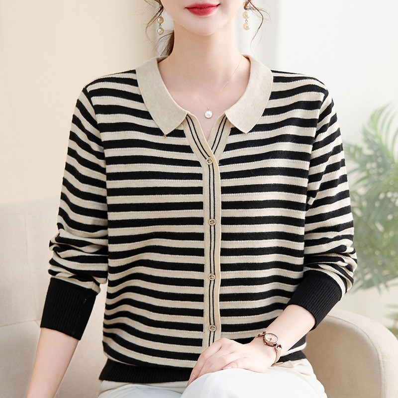 Early Autumn Stylish Turn-Down Collar Knitted Striped Sweater for Middle-Aged and Elderly Women, Thin Base Sweater for Spring and Autumn