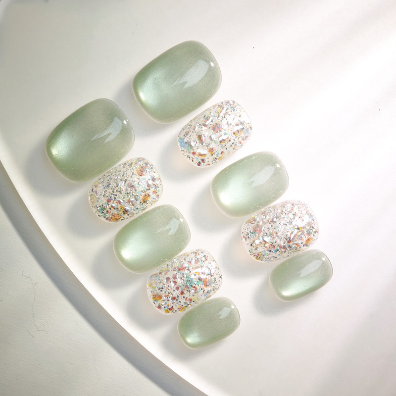 Green Cat-Eye Pure Handmade Wearable Nail Tips, Pure Handmade Exquisite Short Style, Simple and Brightening Nail Stickers Wholesale