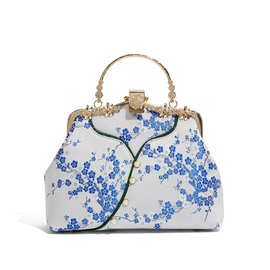 2025新中式国风包名媛晚宴包高级感刺绣单肩斜挎包手提包