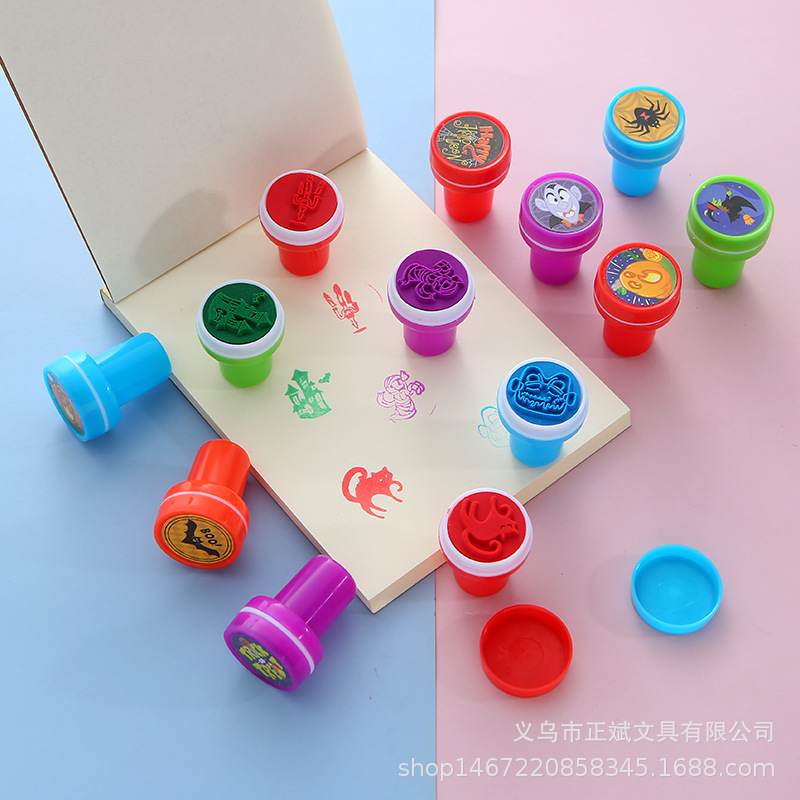 Nuevo patrón de dibujos animados lindo sello Halloween patrón de plástico de secado rápido para niños juguete cilíndrico sello traje