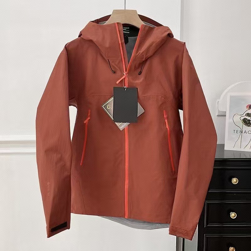 Selección de la familia de pájaros Beta SL serie de cáscara dura para hombres y mujeres al aire libre ocio impermeable a prueba de viento de goma de derramamiento completo traje de asalto