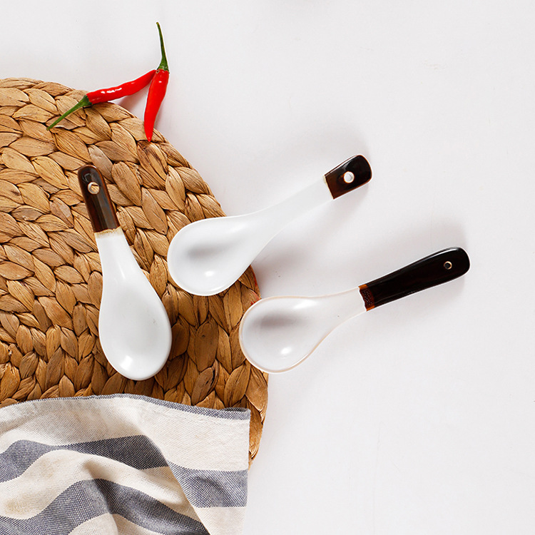 Three-Pointed Japanese-Style Hand-Painted Blue And White Porcelain Household Dessert Eating Internet-Famous Ceramic_voghion.com