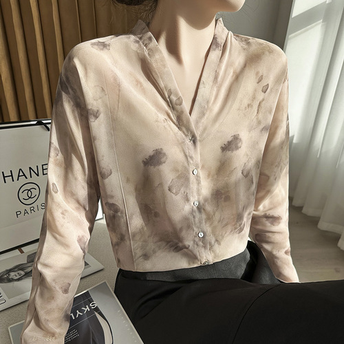 Early Spring New Fashion V-Neck Elegant Women's Satin Print Long-Sleeve Slim Fit Minority Shirt