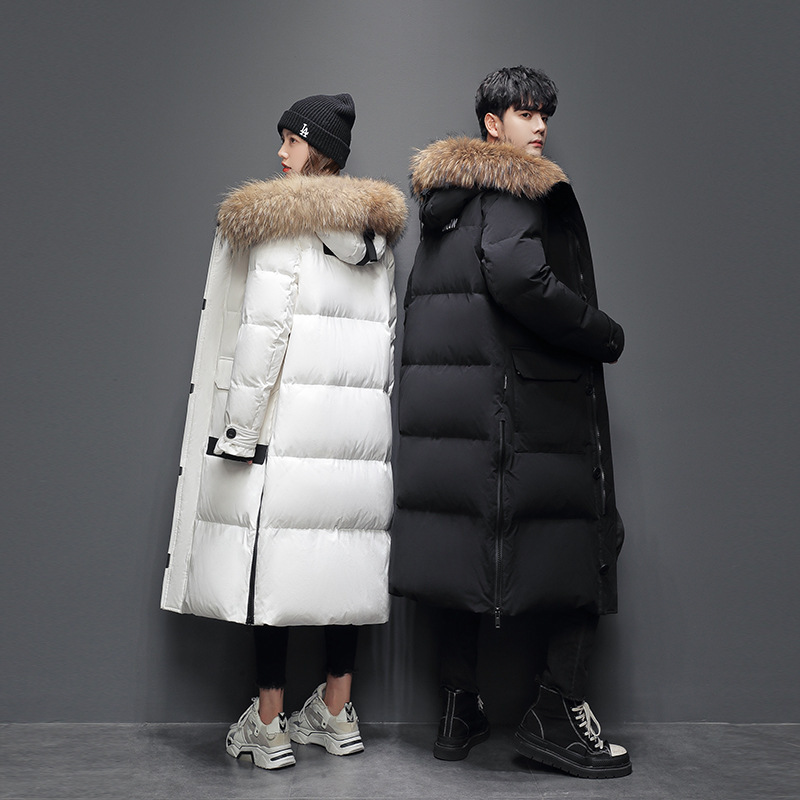 Entrega de una pieza de invierno Nueva chaqueta de los hombres de media longitud con capucha de moda engrosada abrigo de pareja abrigo de los hombres