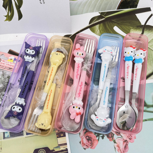 Three-Star Trading Gudetama Kuroemon Fork & Spoon 2-Piece Set – Student-Friendly Kuroemon Doll Design Soup Spoon and Fork Combo, Wholesale Price