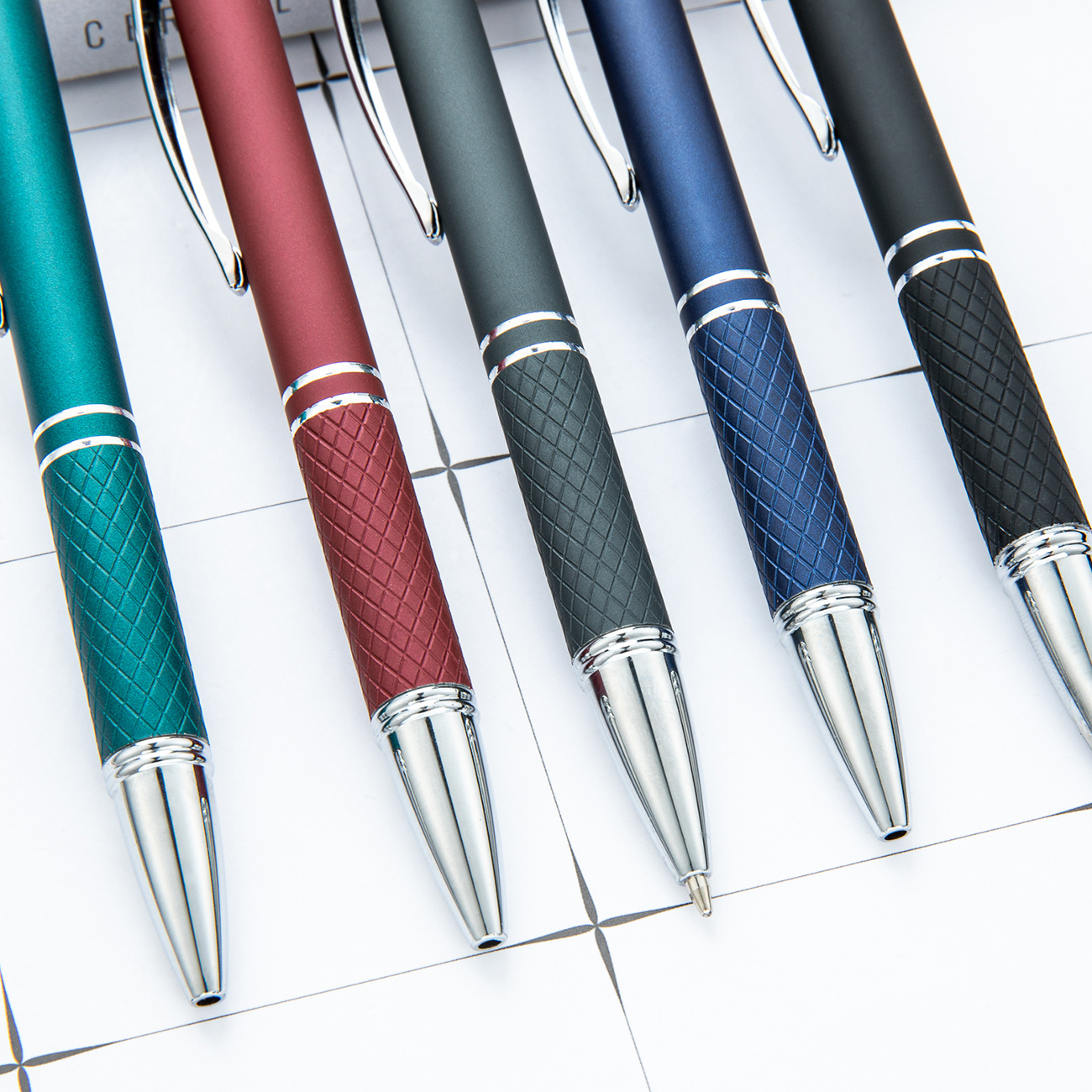 Presione bolígrafo de pantalla táctil para imprimir logotipo de los estudiantes para escribir regalos bolígrafo publicitario giratorio bolígrafo descompresor al por mayor