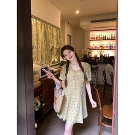 显白显瘦碎花裙女夏季设计感小众约会淑女裙气质连衣裙裙子