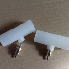 铜头兔用饮水器插式兔子貉子水貂水嘴兔用饮水器PVC三通式直通式