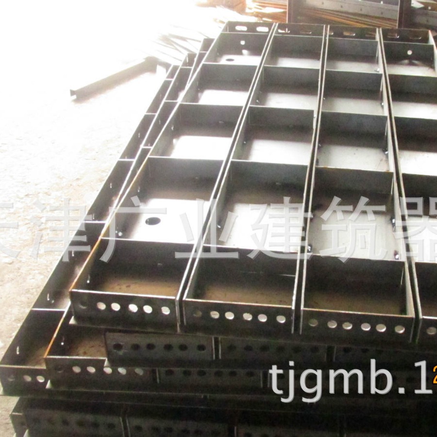 烟囱可调钢模板冷却塔钢模板人字柱钢模板大圆弧钢模板方柱钢模板