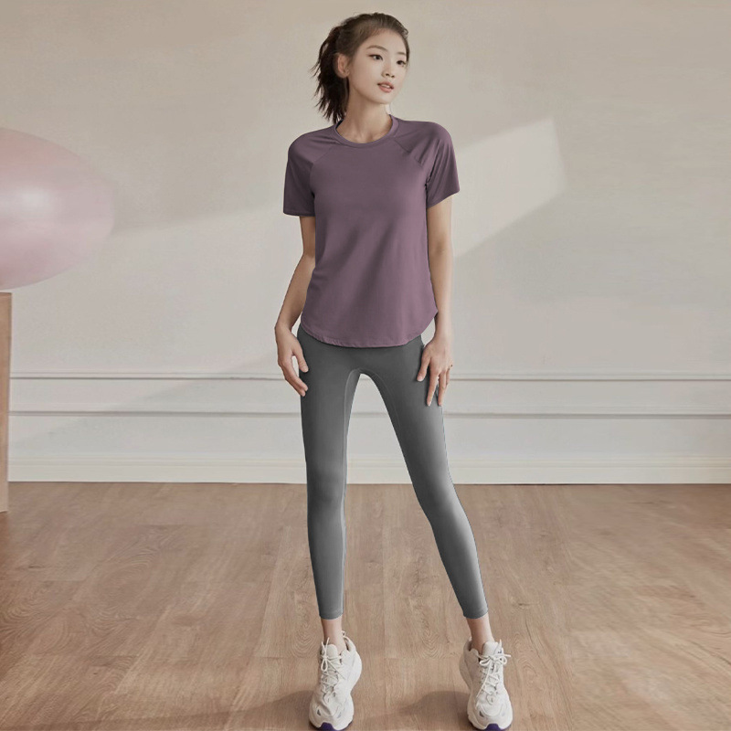 スポーツ速乾性 Tシャツ女性の大きいサイズルーズメッシュカジュアルフィットネス半袖ランニングヨガトップ女性の夏の供給|undefined