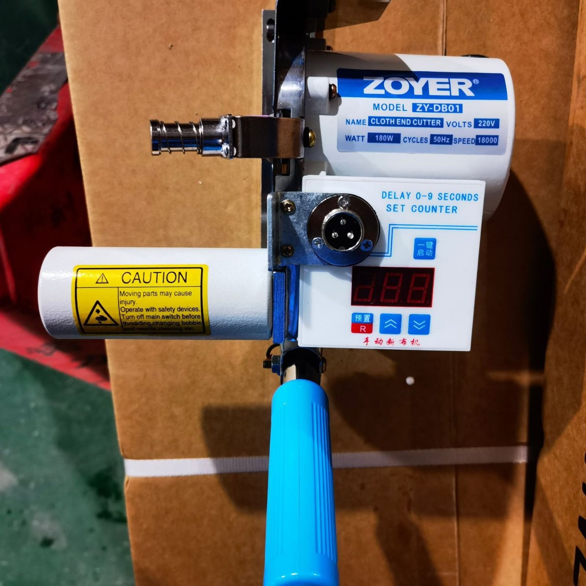 Máquina de corte de tela DB01 equipo de corte de tela cuchillo de corte de ropa de rebote automático cama de corte de tela máquina de corte fabricante de pistas