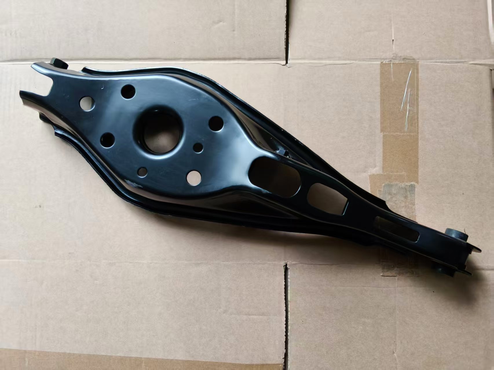 Suitable for Honda Swing Arm Tray 52350-T20-A00/52355-T20-A00 Honda Civic