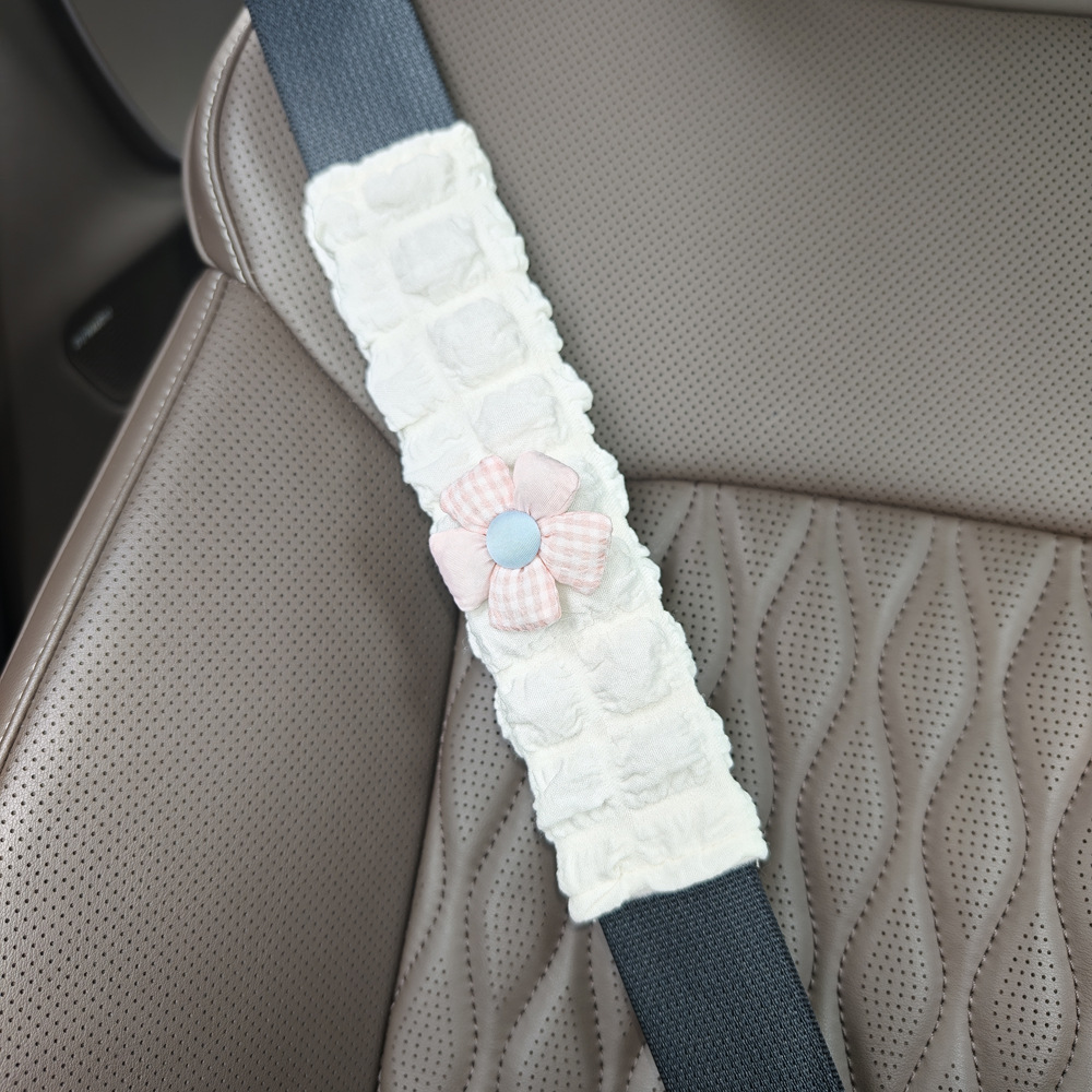 Fresh and Simple Floral Car Seatbelt Shoulder Pad, Car Seatbelt Decoration, Anti-Wear Clothing, High-End Decorative Accessory