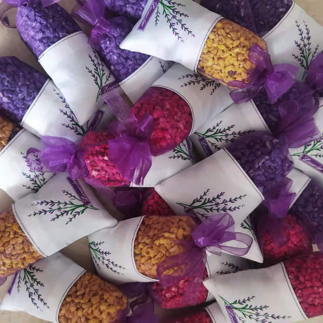 厂家直销扩香石七彩纳米香石车载卧室装饰摆件薰衣草香包衣柜除味