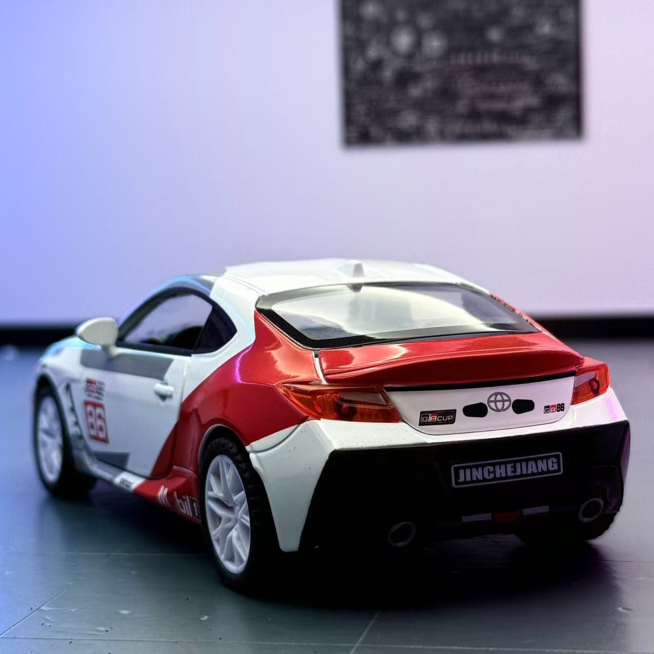 Modelo de coche Lijiaxin 1:32 Fengtian GR86 decoración de modelo de coche de aleación con sonido y luz, juguetes para niños al por mayor