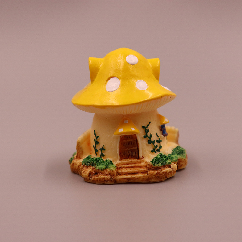 厂家直销童话蘑菇屋子微景观桌面装饰品配件创意树脂摆件 3