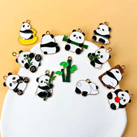 可爱卡通熊猫吃竹子diy合金滴油饰品配件钥匙扣吊坠项链包包挂E18