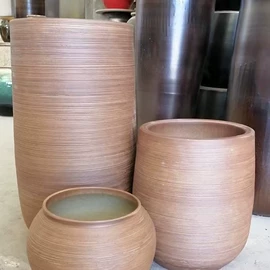 装饰花瓶;陶瓷工艺品;酒壶