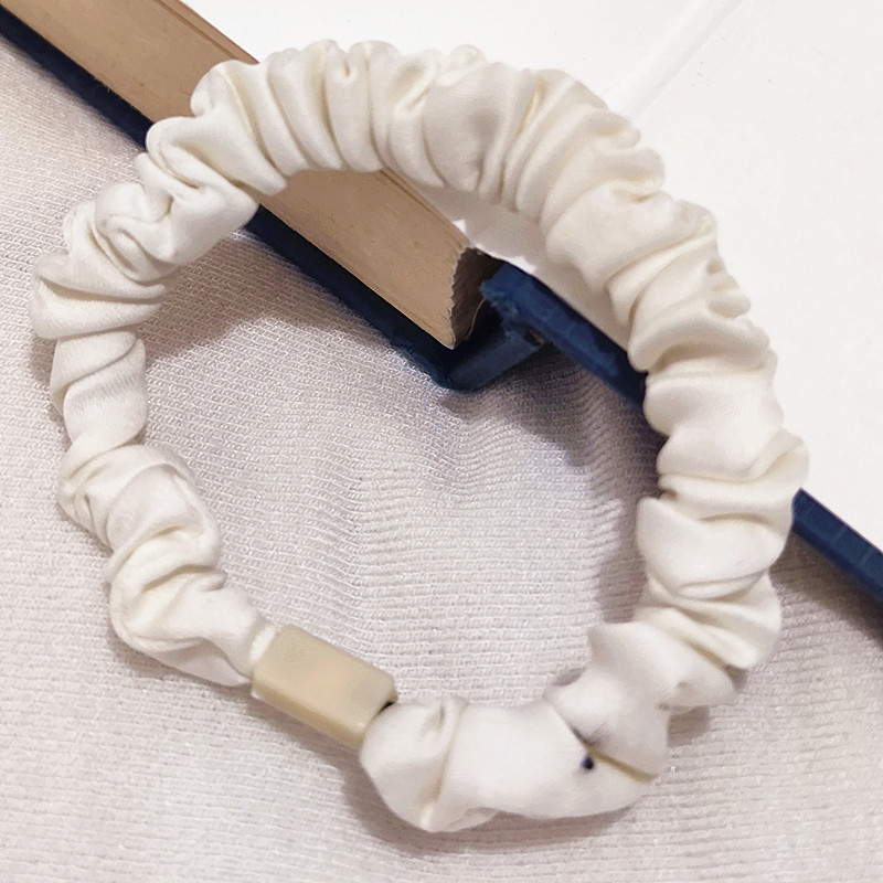 奶油色简约小肠圈