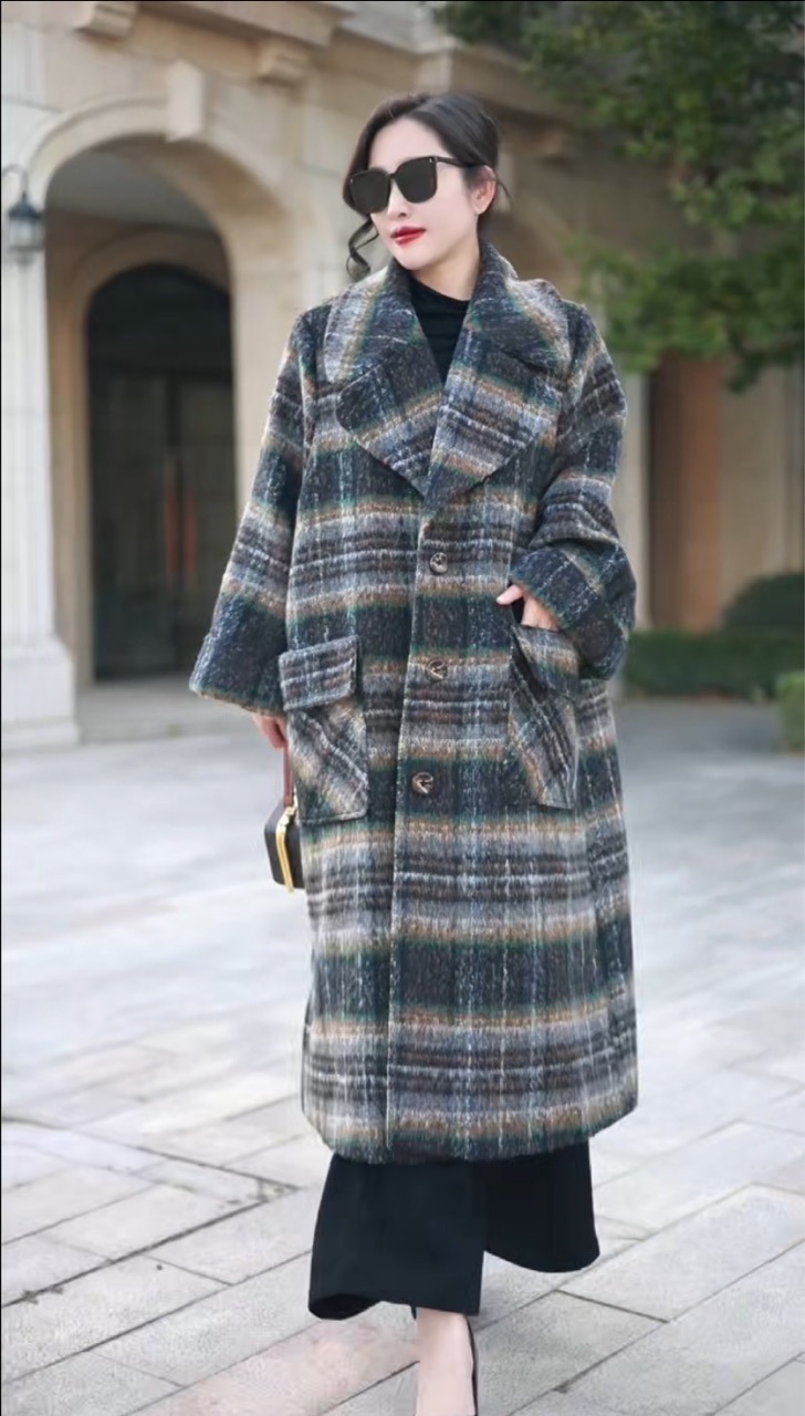 中年妈妈呢子大衣23冬季新品欧美风格子长款大气西装领羊毛呢外套