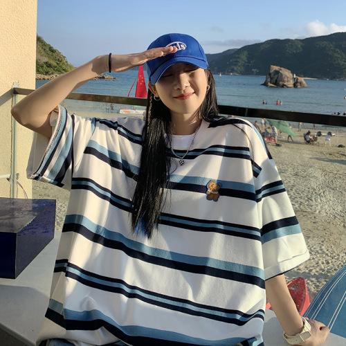 Men's and Women's Summer Trend Striped Short Sleeve T-shirts Loose and Versatile Lazy Style Couple's Five-Pointer T-shirts