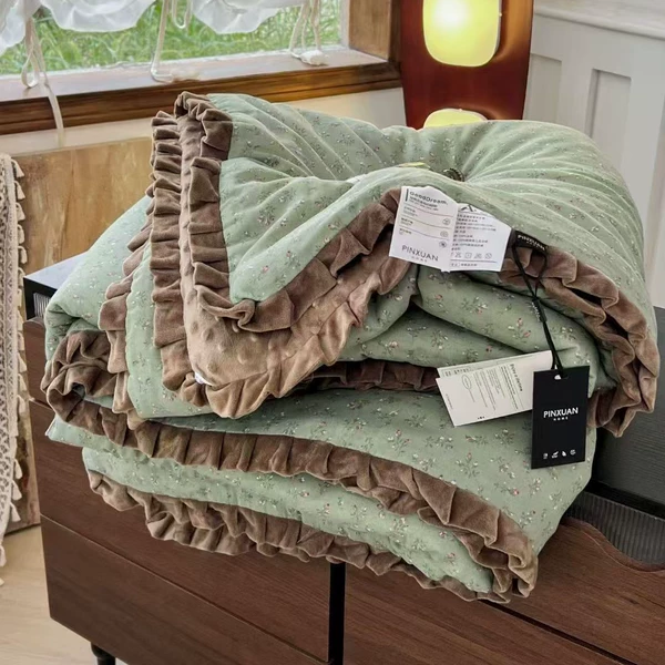 Bean Quilt-Pear Blossom Fall Green