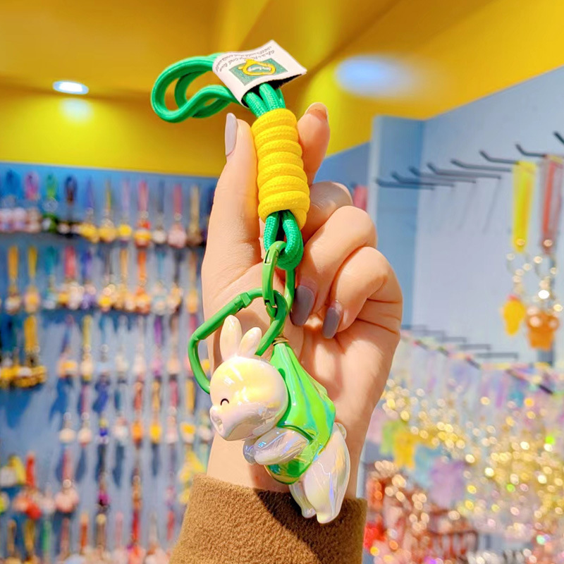 Llavero de oso de resina con colgante de muñeca de dibujos animados, cadena para teléfono móvil para mujer, llavero, colgante decorativo para bolso.