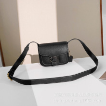 ���ڴ��ư�����ƤŮ��β��б��μ�������͹��ϻ��R�������Qԭ��