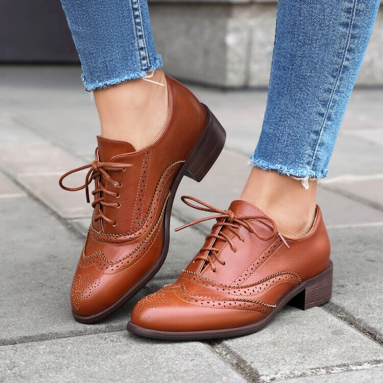 2024 Summer New British Retro Brock Single Shoes Round Toe Thick Heeled Solid Color Lace-up Women's Shoes Foreign Trade