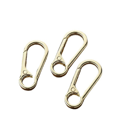 Golden carabiner creative waist buckle car key chain accessories gold-plated hanging buckle Yiwu small commodities manufacturer wholesale