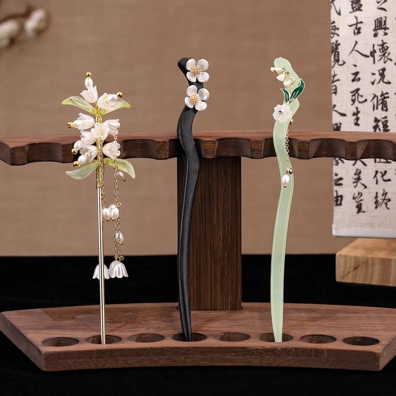 Nueva horquilla china 2025 nuevo estilo estilo antiguo horquilla mujer falda de cara de caballo de alta calidad estilo nacional horquilla de madera paso a paso horquilla tocado