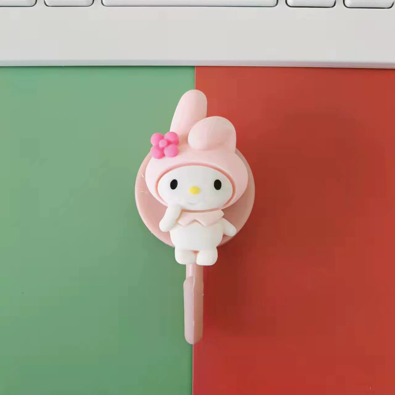 Декоративная крючок для комнаты стик Sanrio Kolomi - крючок без клея для стены и многофункциональная вешалка, цвета
