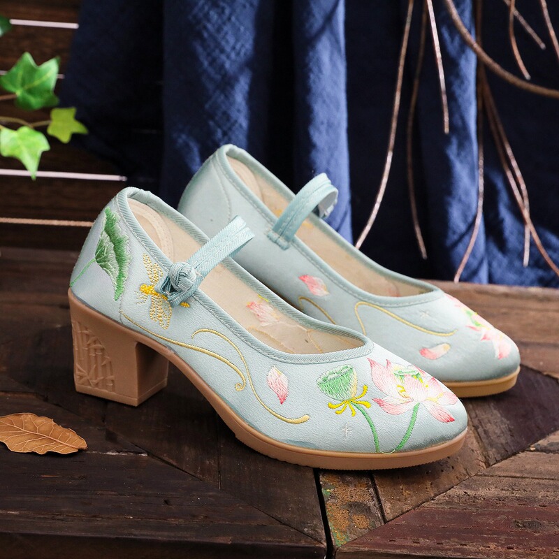 Women's chunky heel square heel shoes with buckle shallow mouth spring and summer New embroidered cloth shoes with high heel embroidered shoes with vest skirt