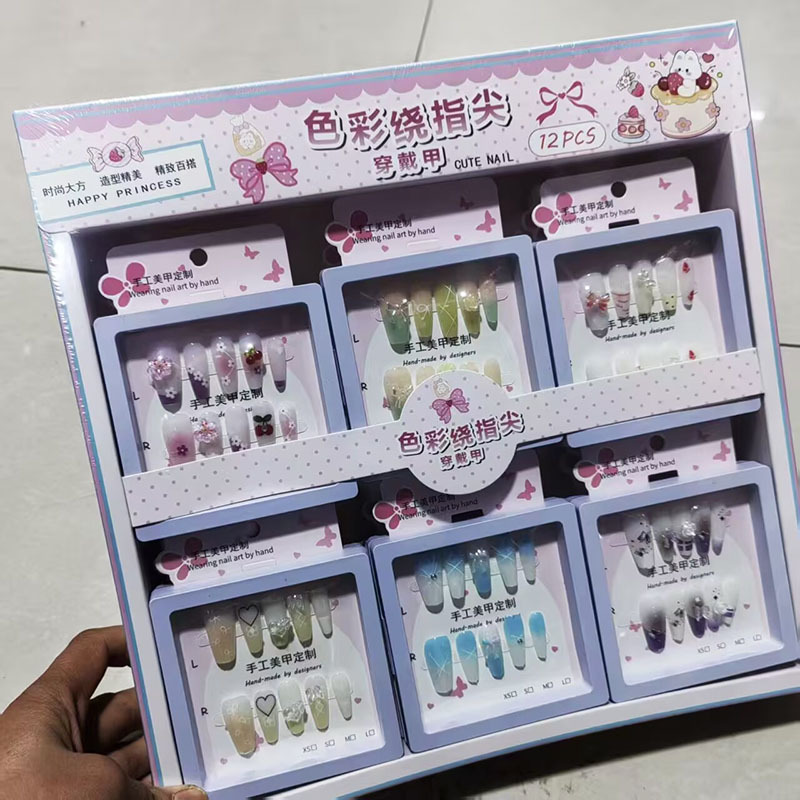 Nuevo desgaste de la serie de mariposa de uñas etiquetas de uñas niñas caja de almacenamiento transparente etiquetas de uñas falsas niñas etiquetas de uñas cortas