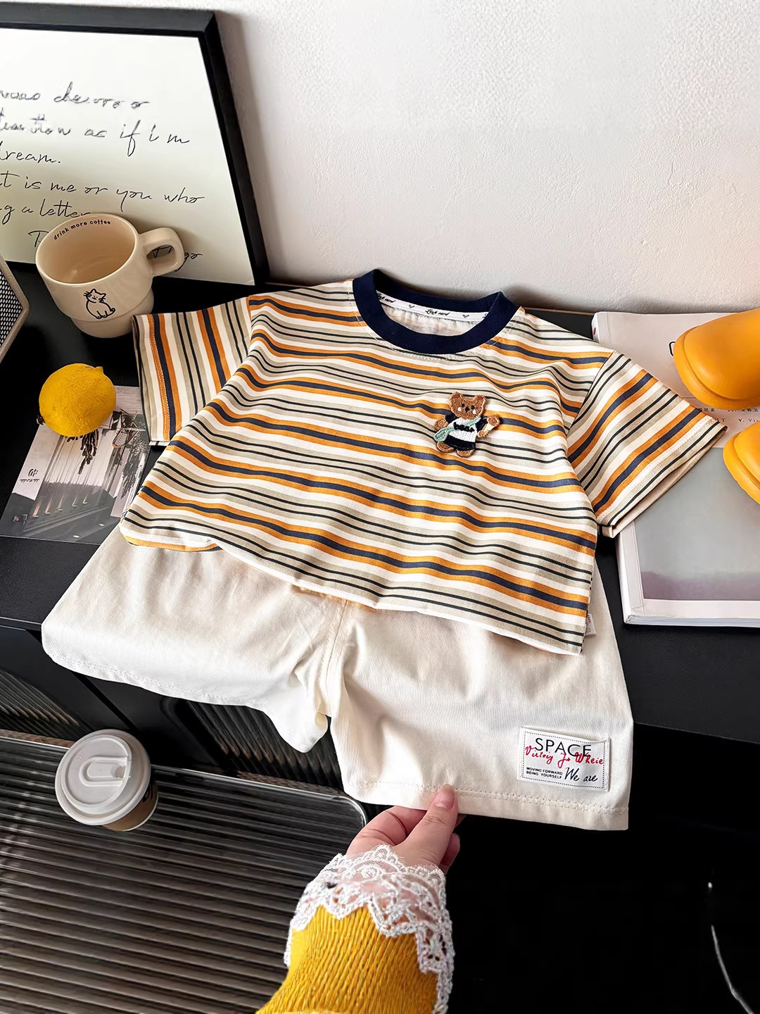 Nuevo conjunto de camisetas para niños de algodón muñeca de niño ropa de verano suelta pantalones cortos antibacterianos para bebés ropa de clase A