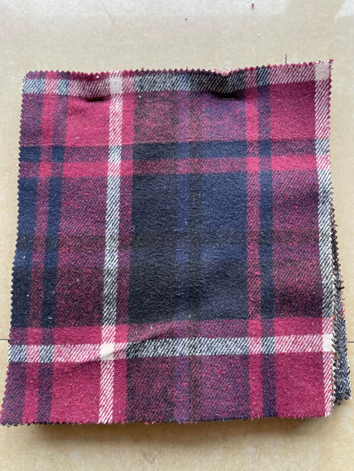 Mao woolen hair color weaving grid cloth polyester cotton double-sided woolen shirt cloth material 270-450G factory undertake orders