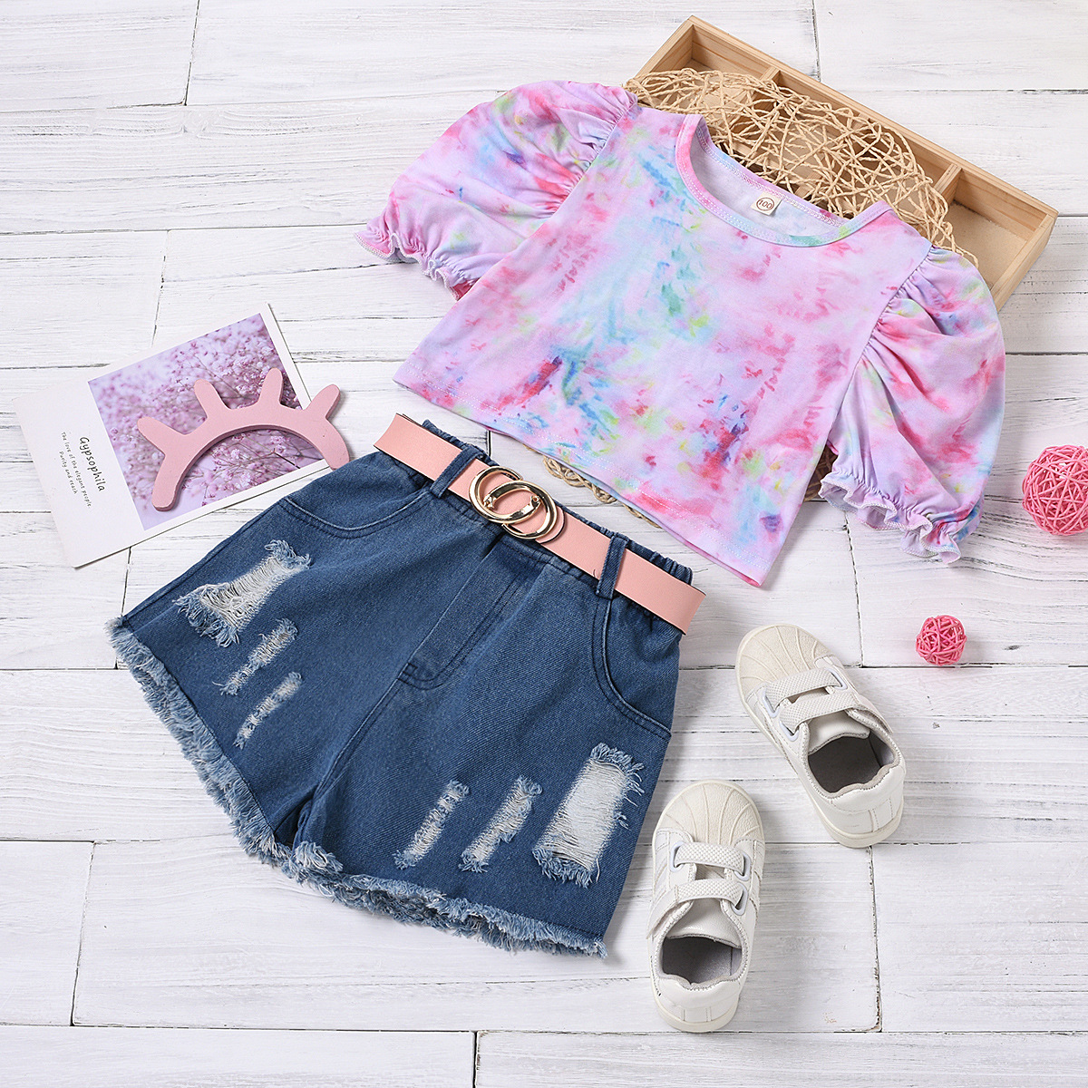 Cross-border Foreign Trade Children's Clothing Girls' European And American Style Tie-dyed Puff Sleeve Pullover With Belt Ripped Denim Shorts display picture 2