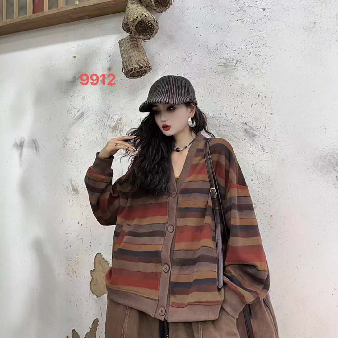 条纹针织开衫女 2025秋新款复古印花宽松V领大码毛圈棉卫衣 9912