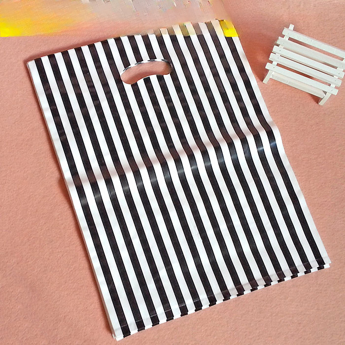 服装袋 黑白直条服装袋子衣服礼品袋 塑料袋手提包装购物袋批发