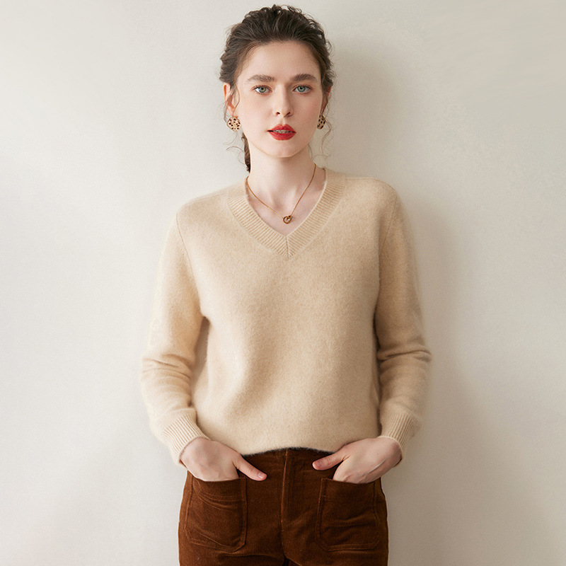 Autumn and Winter New Cashmere Women's Knitted Bottoming Shirt V Neck Loose Slimming Look Warm Long-Sleeved Sweater with Fashionable Inner Wear Autumn and Winter New Cashmere Women's Knitted Bottoming Shirt V Neck Loose Slimming Look Warm Long-Sleeved Sweater with Fashionable Inner Wear