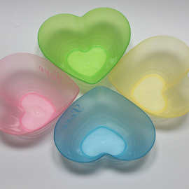 外销产品  爱心塑料碗  面膜碗   儿童玩具碗 PP彩色心形小碗