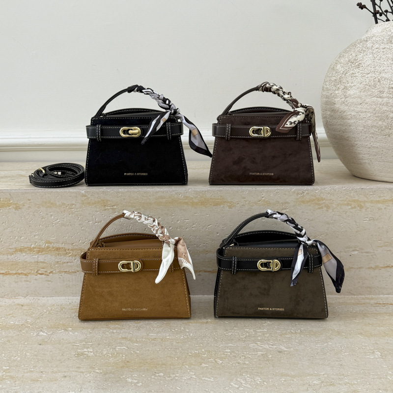 Bolsos retro de nicho de alto nivel de mujeres otoño y invierno 2026 nuevo tipo de moda bolso de hombro bolso de mano Kelly image 2