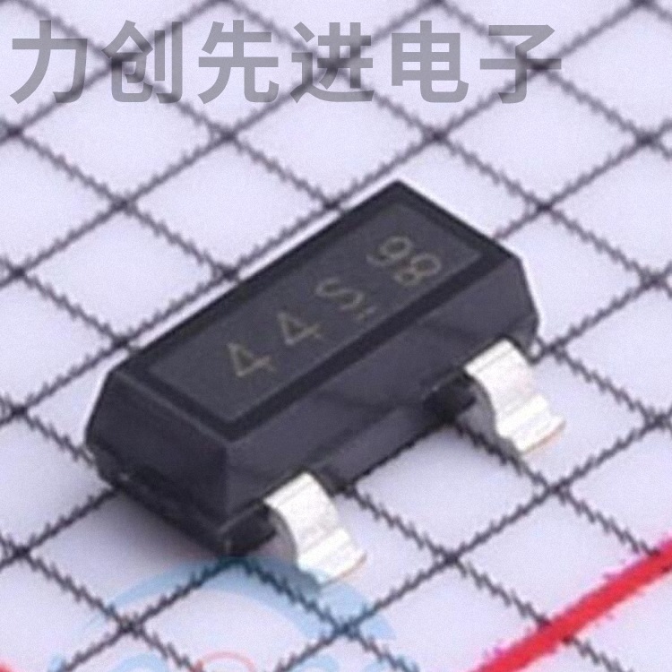 BAS4004E6327HTSA1 封装 SOT-23-3 肖特基二极管